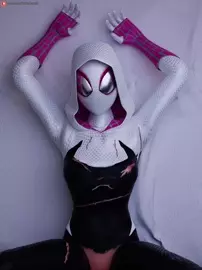 Gwen animation loop (Bodysuit) - Dark Bahamuth