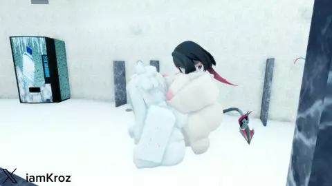 The mouse hunted the cat