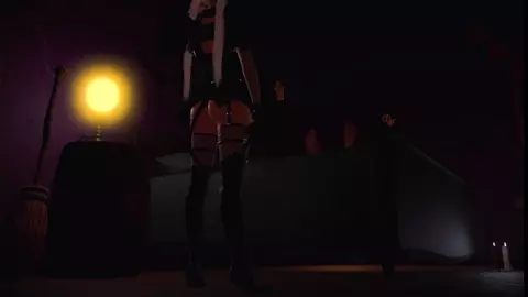 Marie Halloween