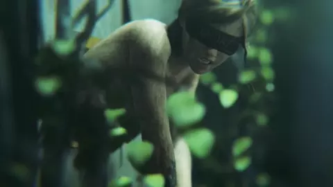 Ellie & Deathclaw Extended